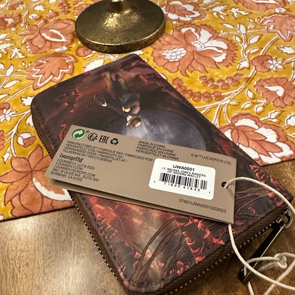 LOUNGEFLY Indiana Jones Raiders of the Lost Ark Zip Around Wallet - Picture 13 of 13